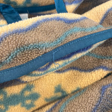 Load image into Gallery viewer, L.L. Bean Lizard Fleece