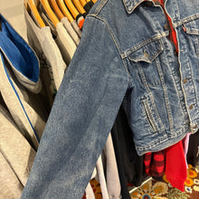 Load image into Gallery viewer, Flannel Levis Denim
